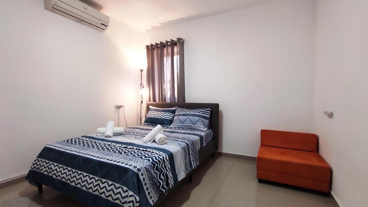 Guest House "Villa Klara Eilat" Heated Pool And Sauna All Year Round ภายนอก รูปภาพ