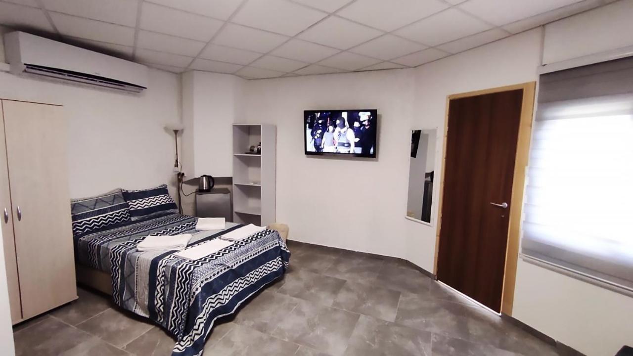 Guest House "Villa Klara Eilat" Heated Pool And Sauna All Year Round ภายนอก รูปภาพ